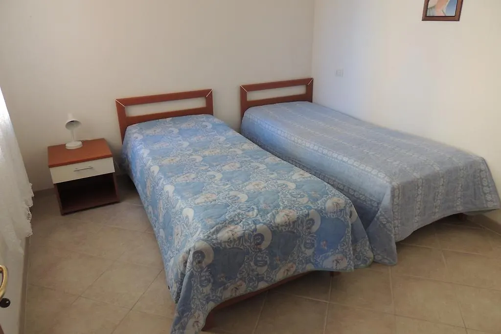 Le Colline Di Isola Rossa Apartman Trinità dʼAgultu Olaszország